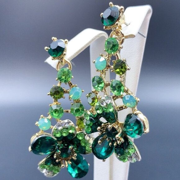 Vintage Green Crystal Floral Dangling Earrings - Picture 5 of 7